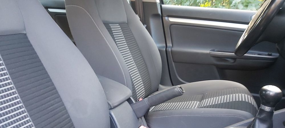 Komplet foteli podsufitka Golf 5 hatchback