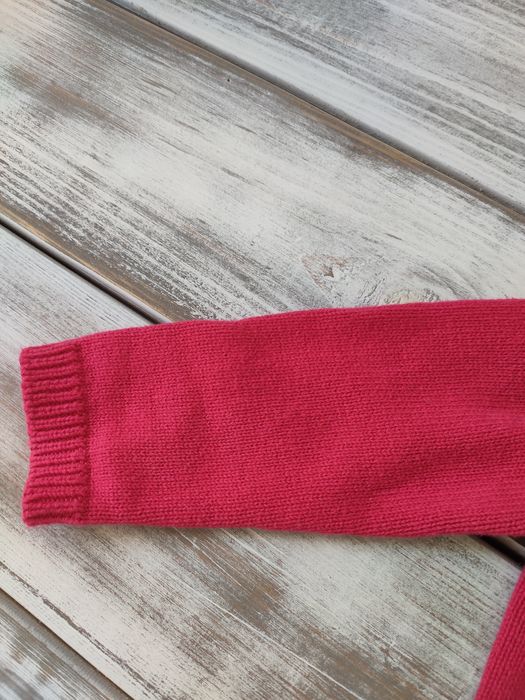 Sweterek w kolorze fuksji rozmiar 74
