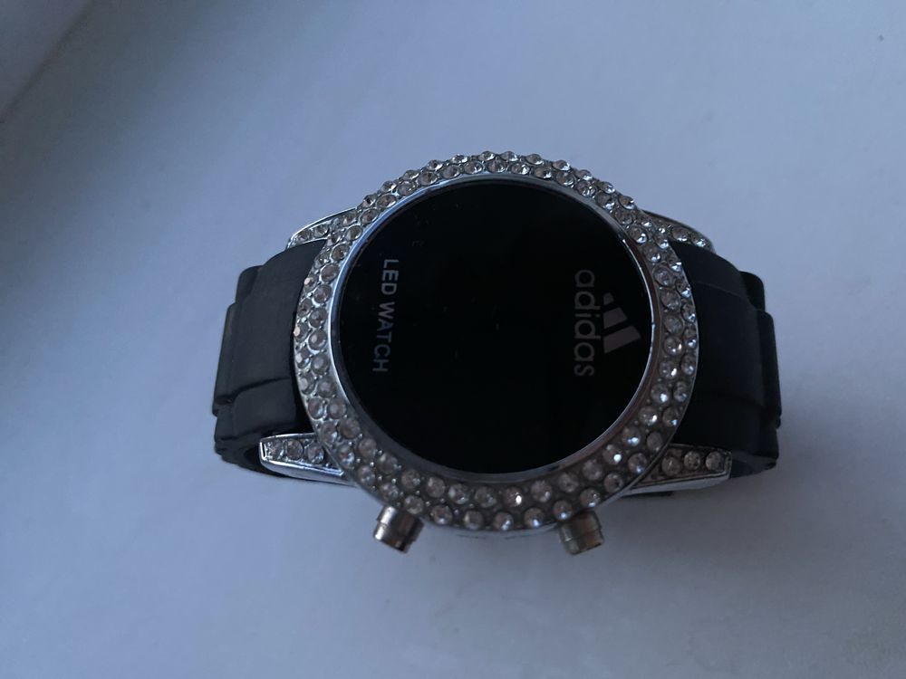 Led годинник Adidas