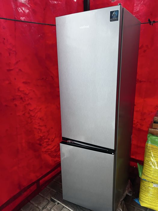 Холодильник Vestfrost CNF289XB