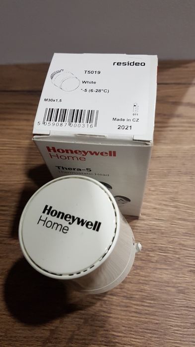 Termostat grzejnikowy Honeywell Thera 5 zawór termostatyczny