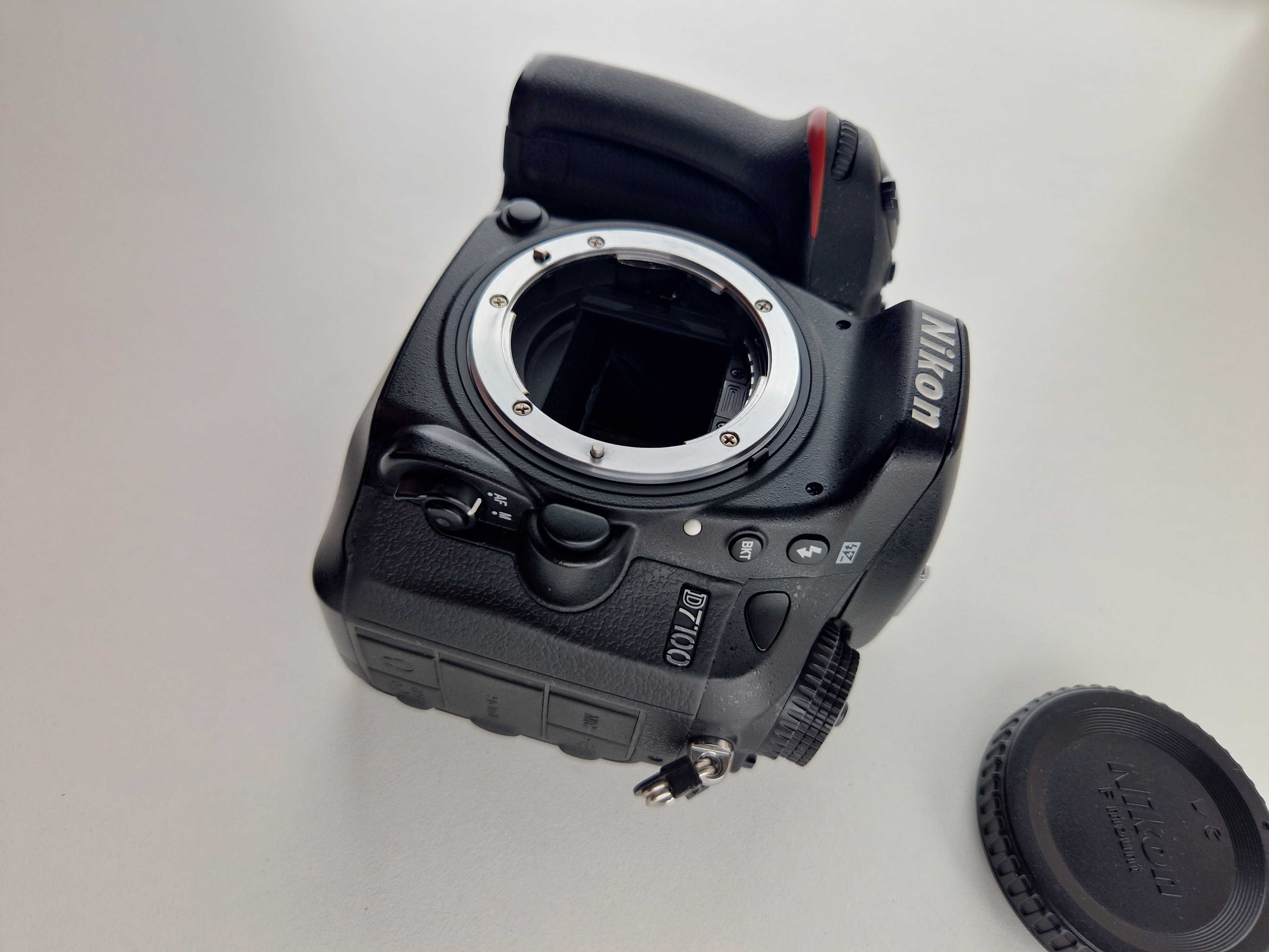 .Aparat Nikon D7100 body - 64GB - piękny stan!
