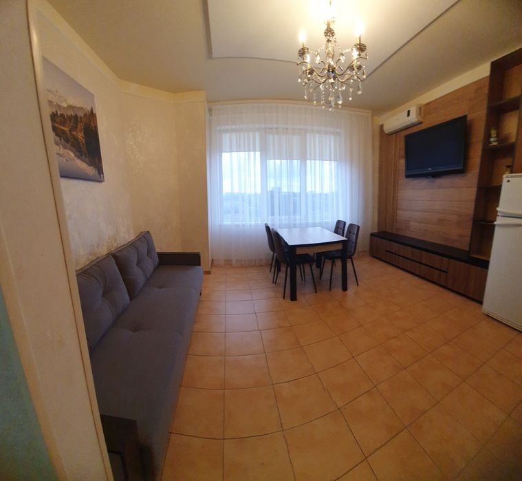 От хозяина Новый привоз кухня студия и отдельно спальня без комиссии