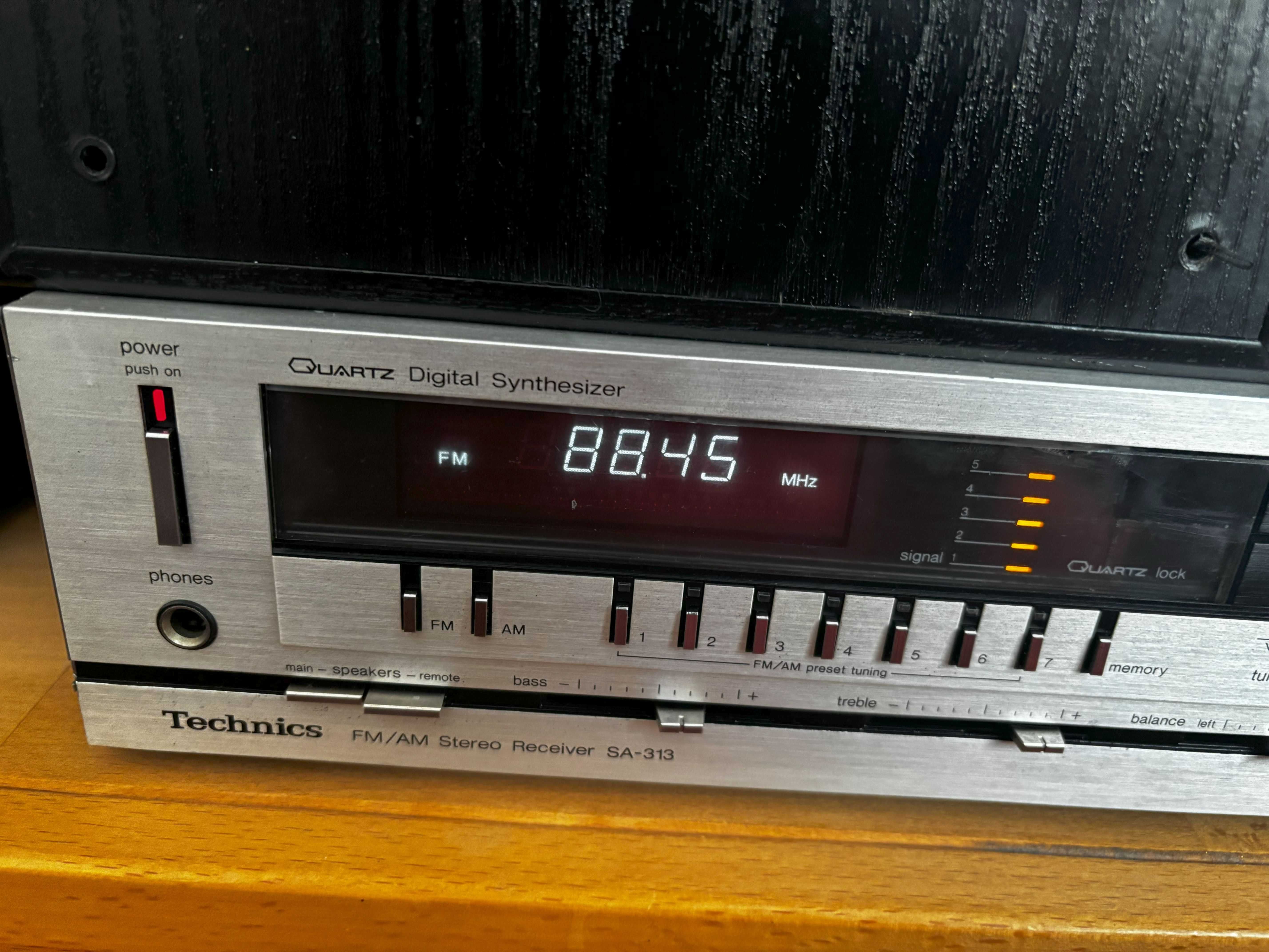 Amplituner Technics SA-313  + głośniki ELAC A.R.E.S.