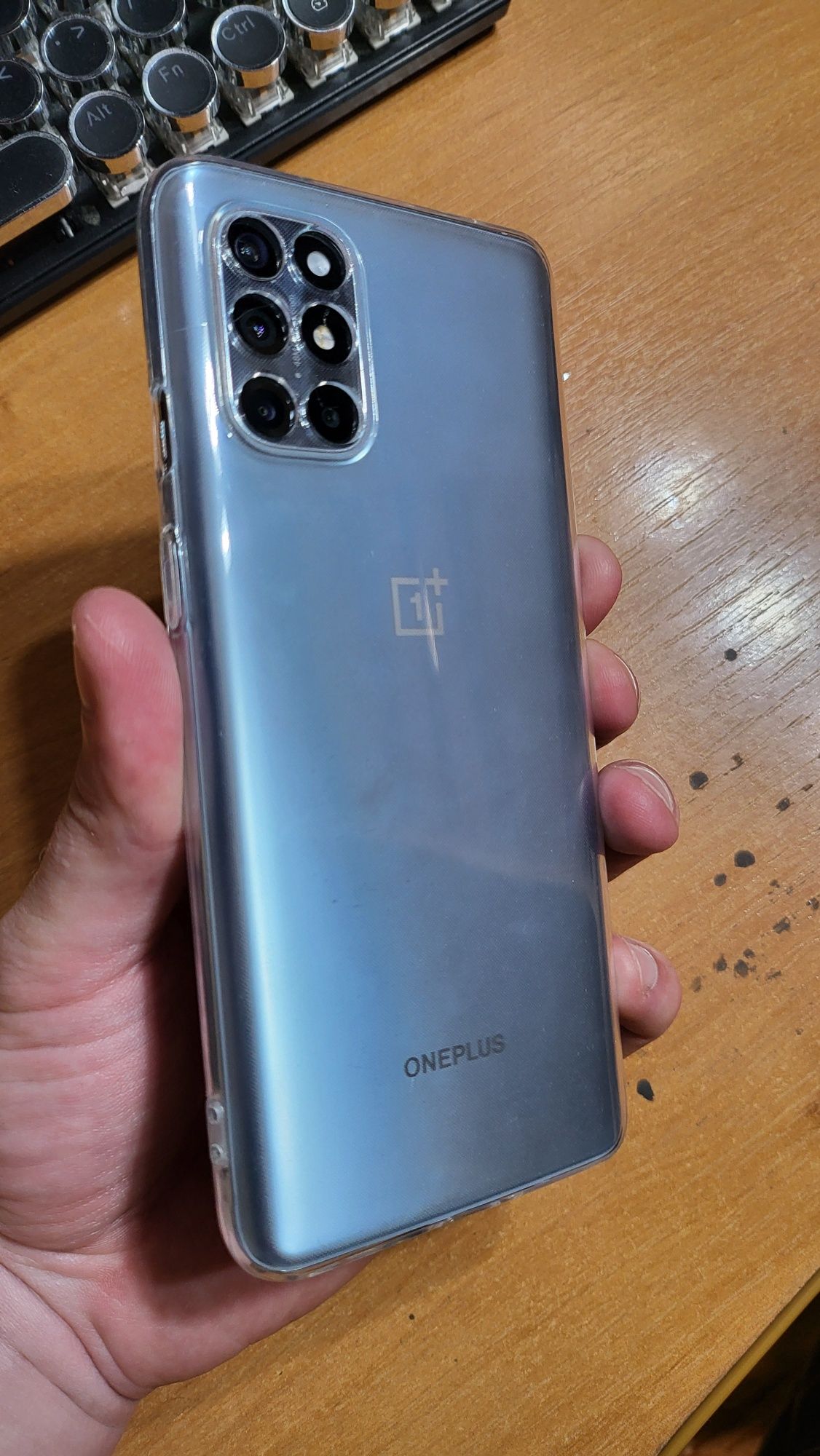 Смартфон Oneplus 8t