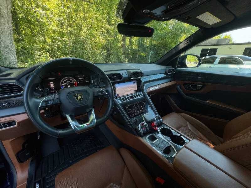 2021 Lamborghini Urus