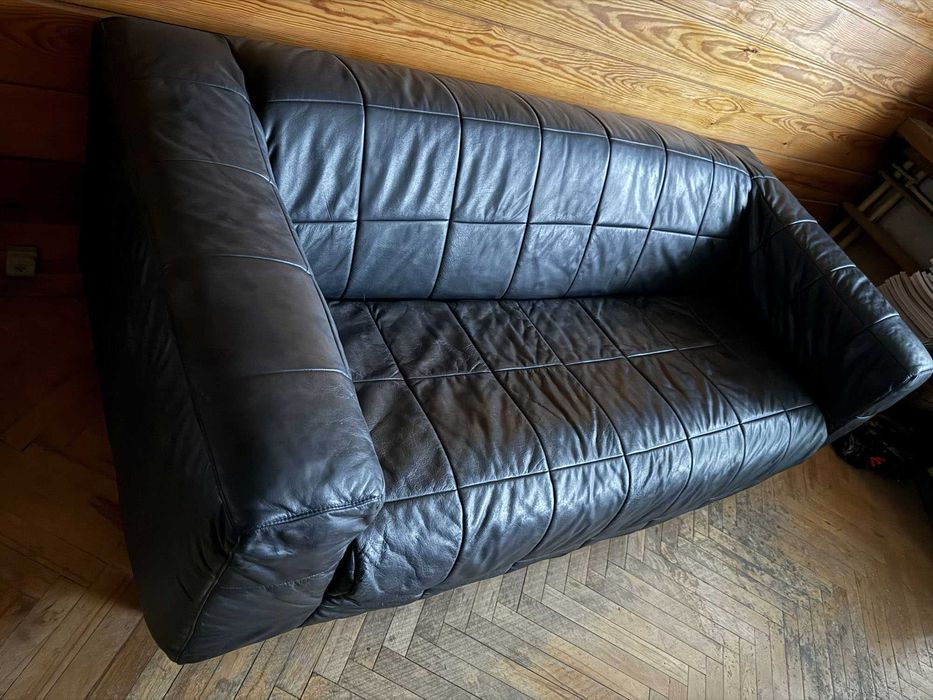 Kanapa czarna, skóra naturalna 180cm szerokość, w bardzo dobrym stanie