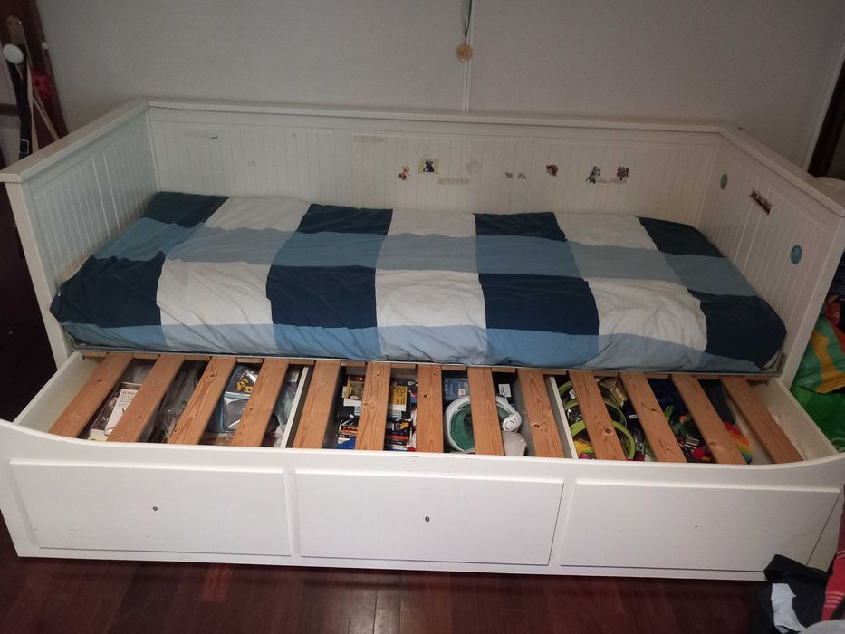 Cama Hemnes Ikea
