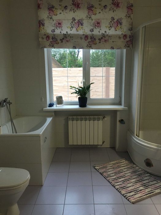 Здам в оренду   дві кімнати в  будинку