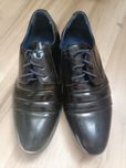 Czarne eleganckie buty chłopięce