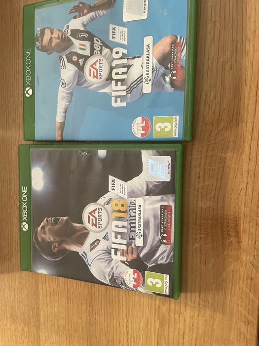 xbox one s z dwoma padami i grami