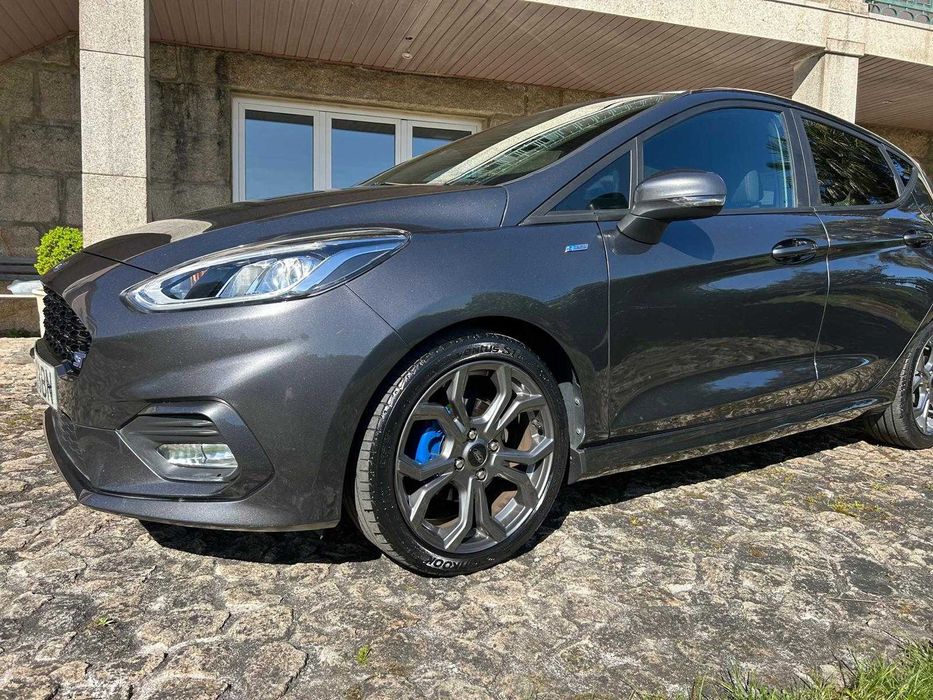 Ford Fiesta ST-Line X 1.0 Hybrid – 47000 km – Como Novo!