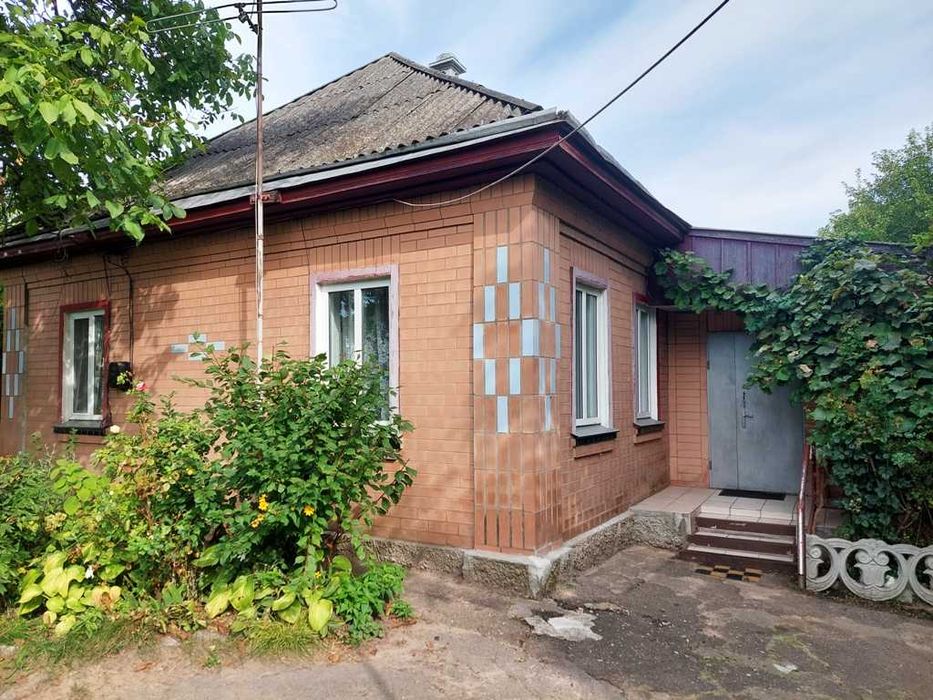 Продаж будинку в с.Кропивна.