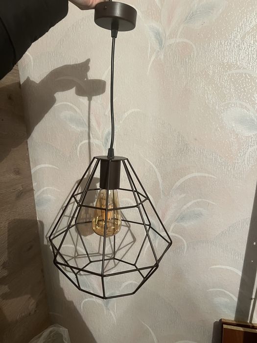 Люстра декоративна з лампочкою