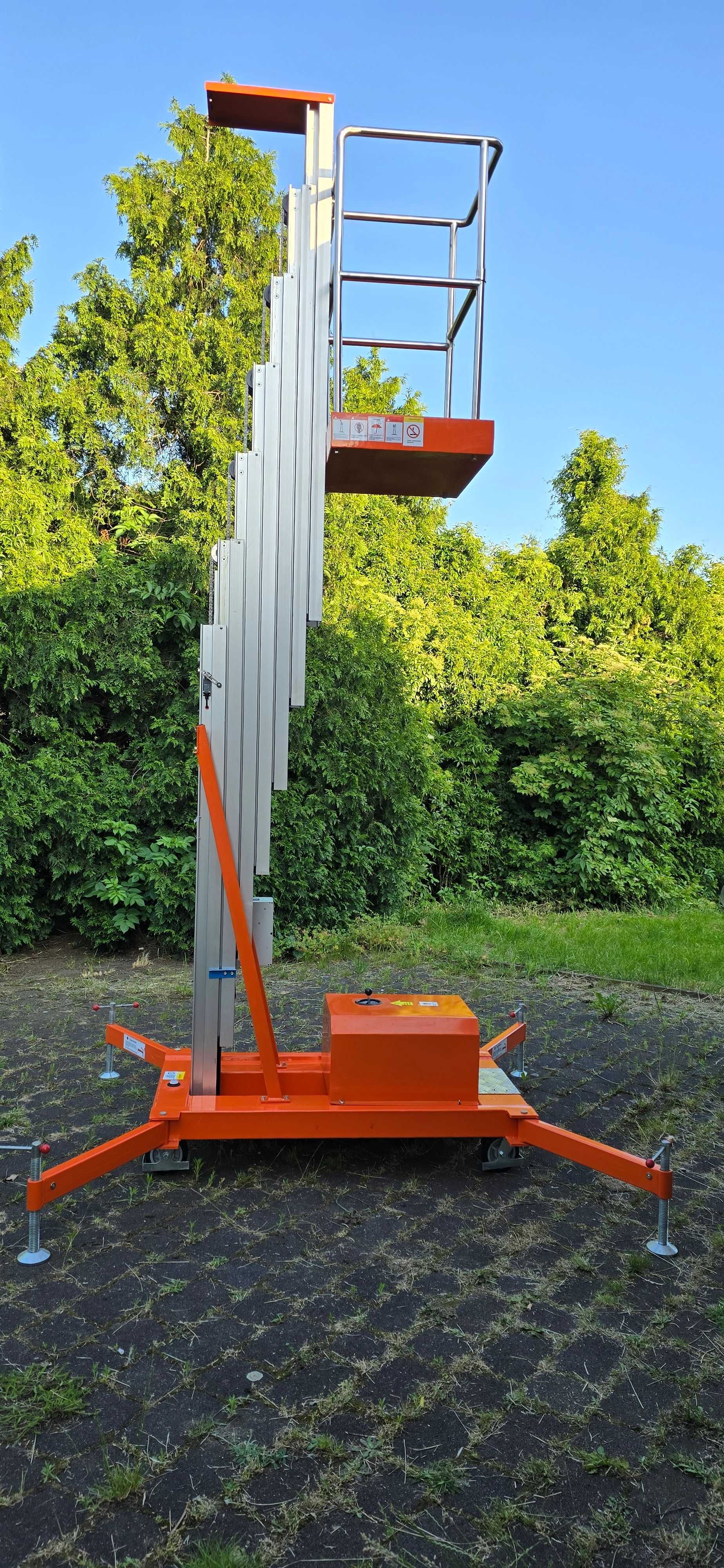 Podnośnik koszowy teleskopowy GTWY9-100 z baterią