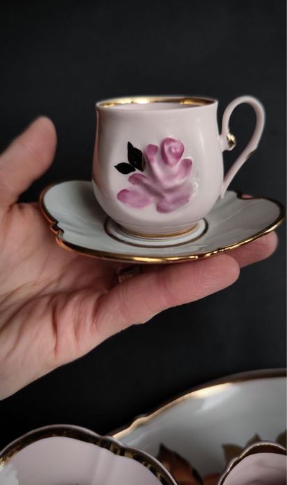 Каковий сервіз « Троянда» фафор СРСР , Коростень