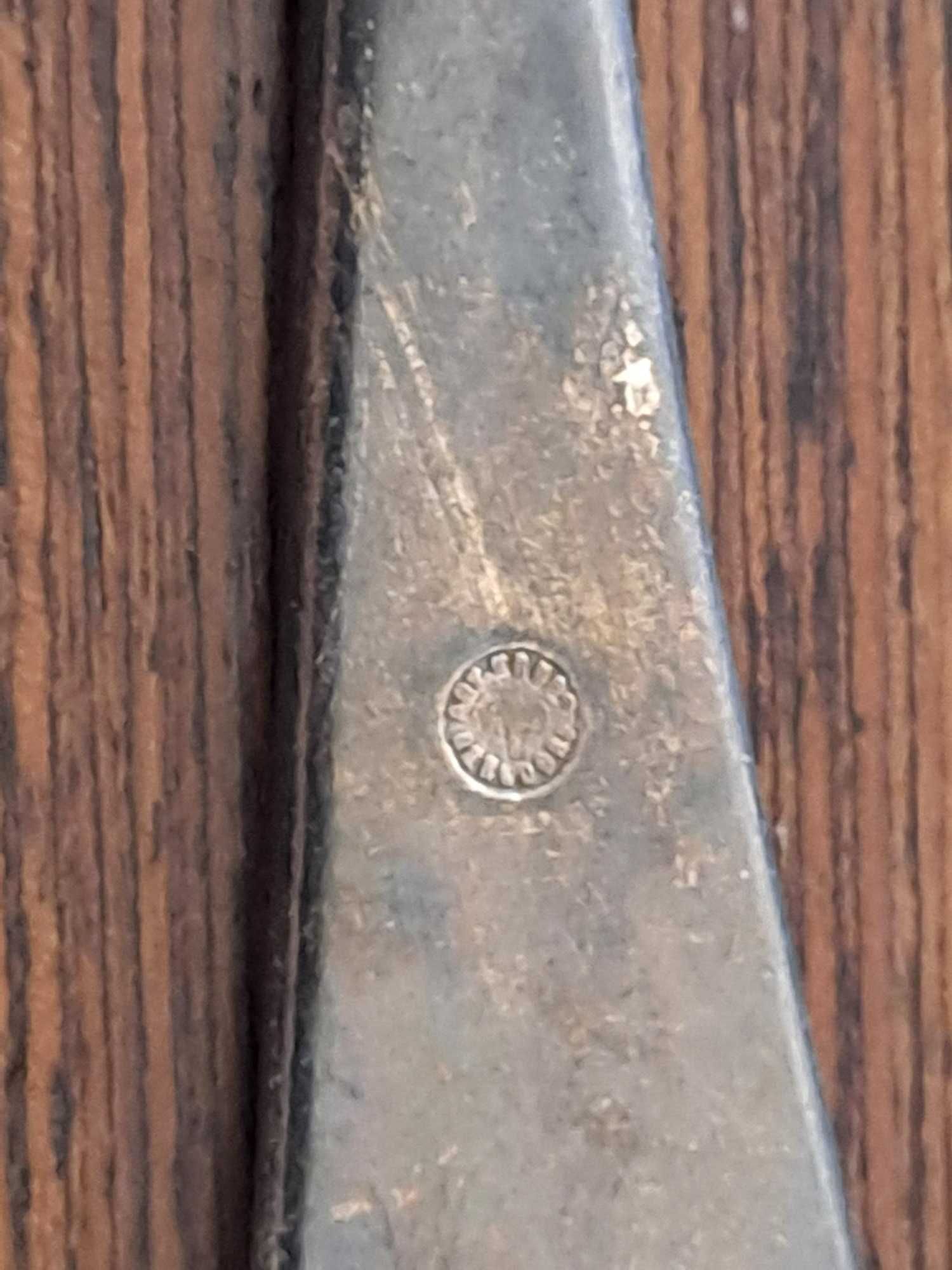 Wiekowy sygnowany widelec z monogramem