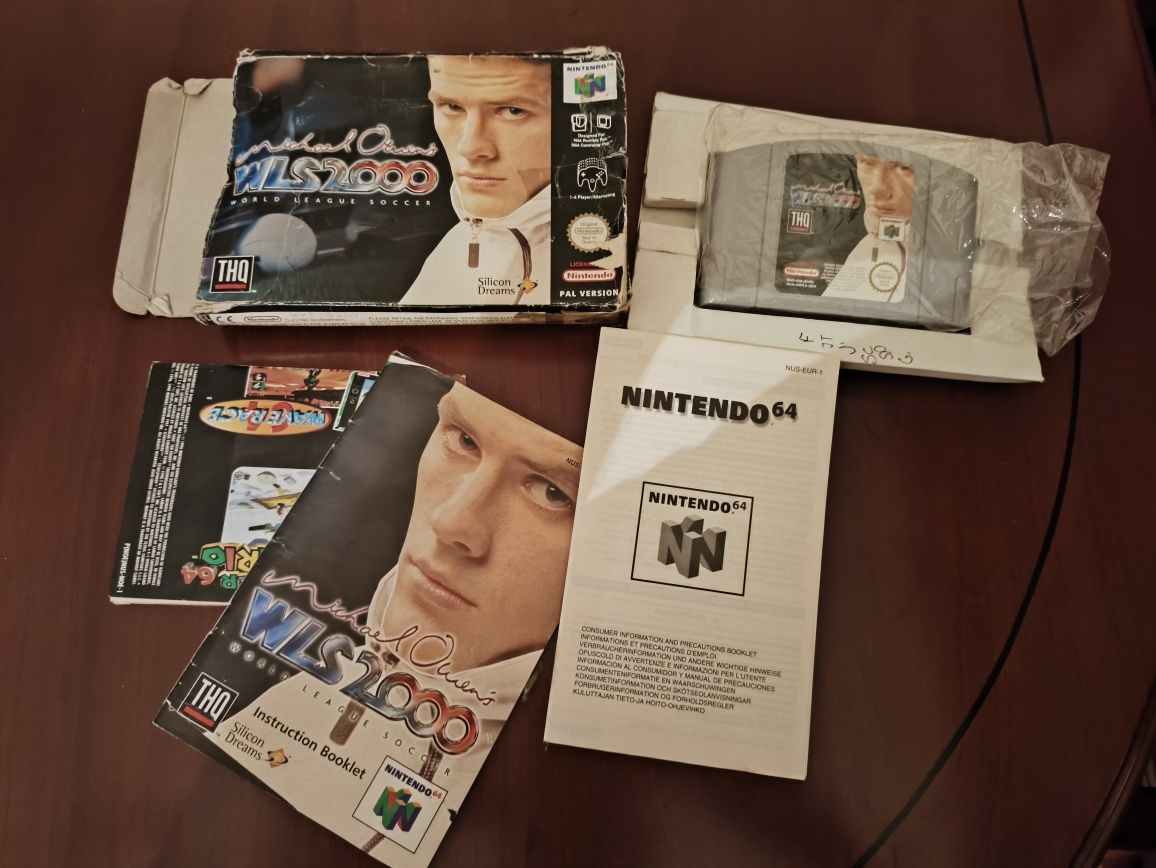 Vendo jogos Nintendo 64