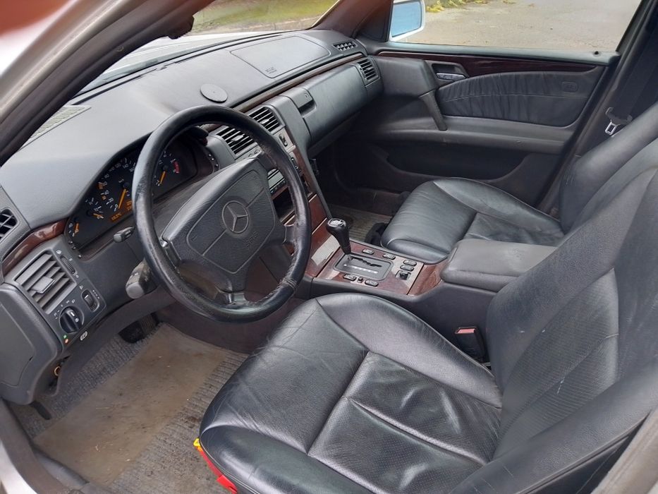 Мерседес E- Clas w210