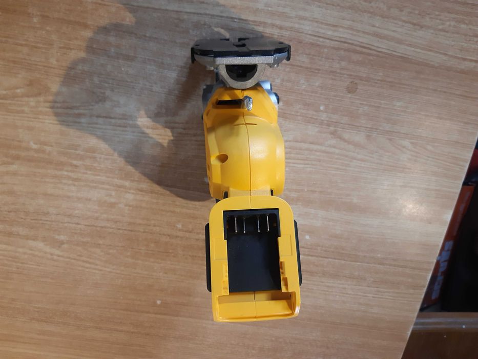 DeWalt DCS331 wyrzynarka