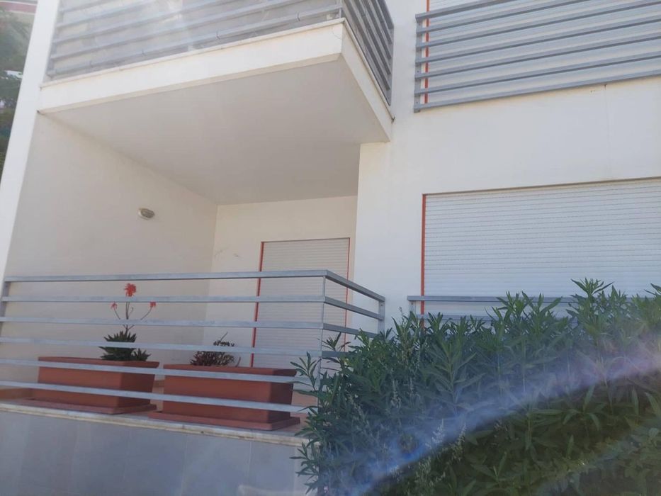 T2 em Quarteira com estacionamento exterior