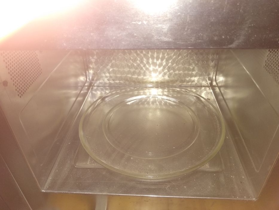 Мікроволновка працює добре