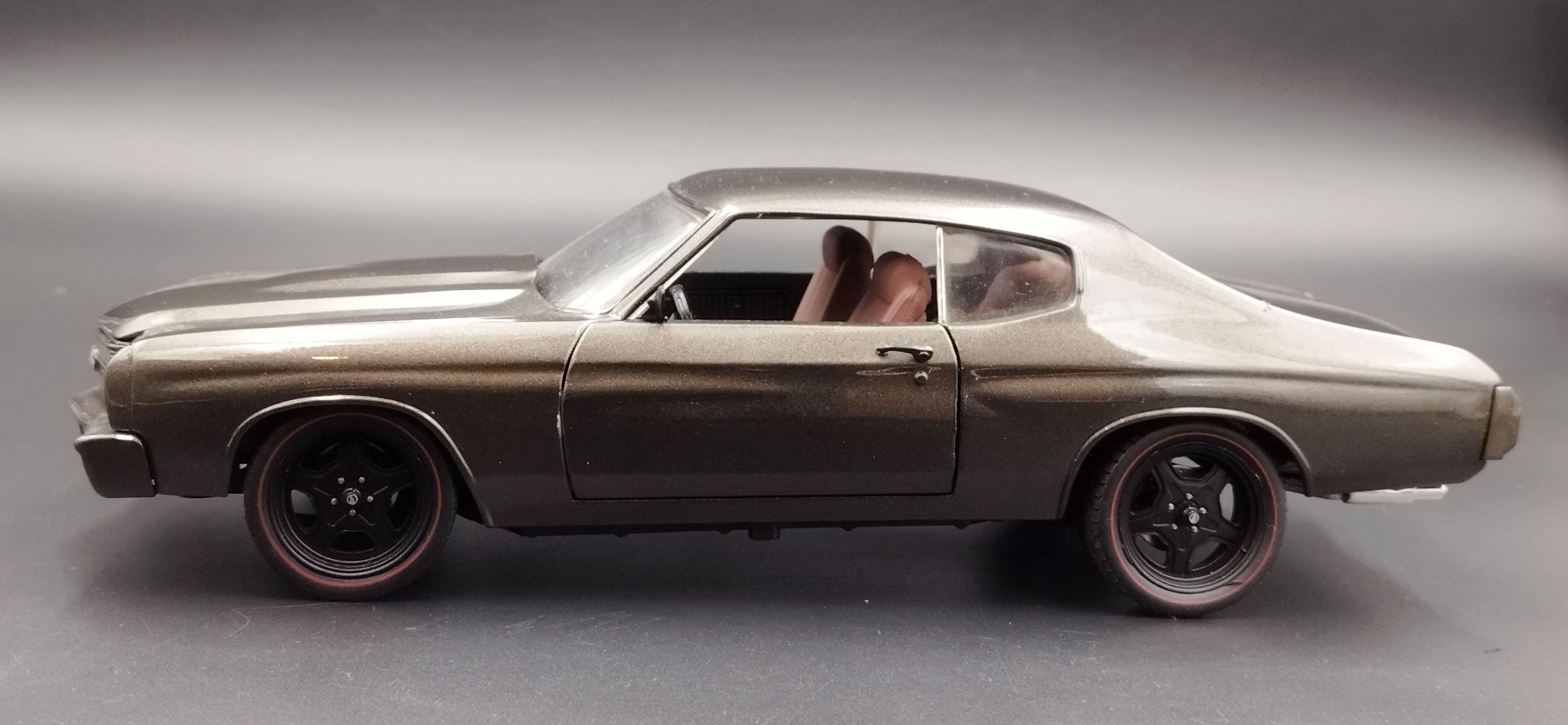 1:18 Ertl 1970 Chevrolet Chevelle SS Model używany koła GMP