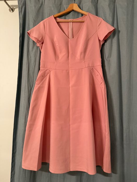 Sukienka koktajlowa TARANKO