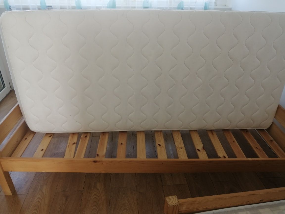 Materac 90x200 Ikea gruby z uchwytami