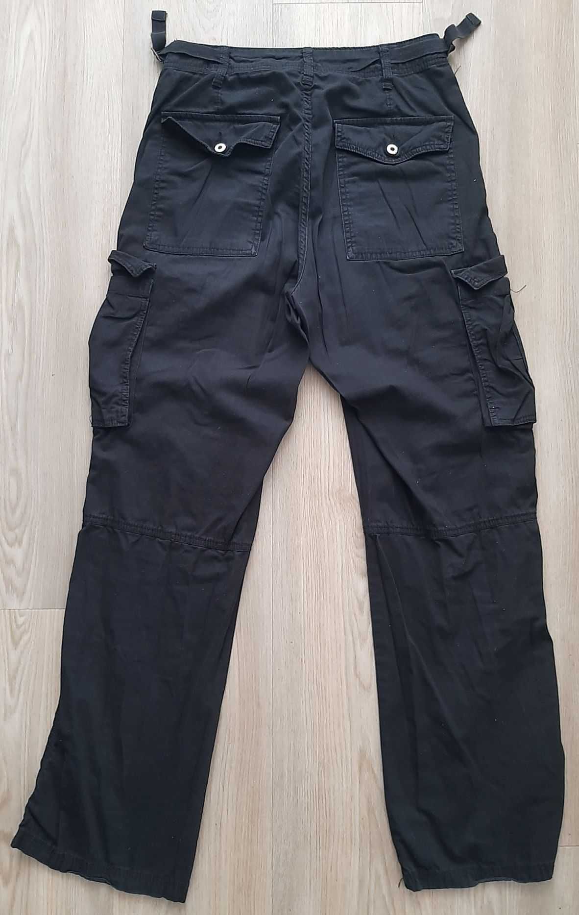 Spodnie cargo straight Bershka czarne damskie rozmiar 38