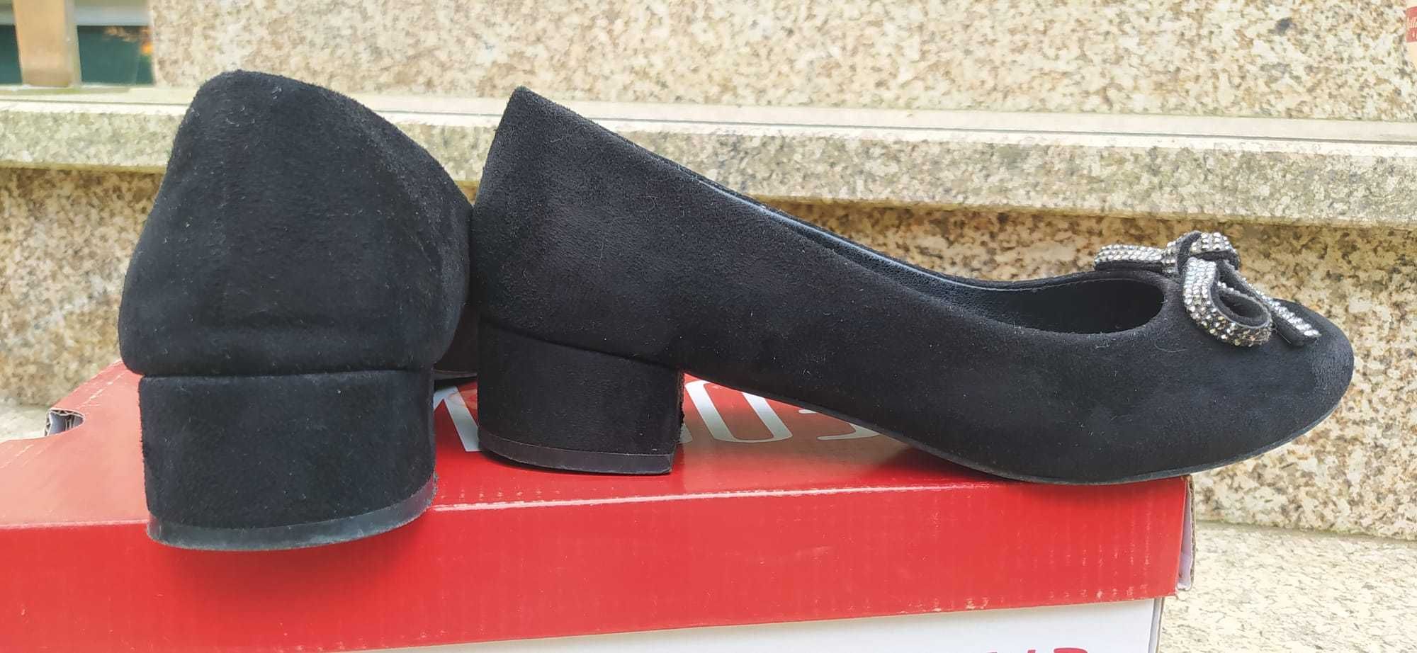 Sapatos senhora foreva