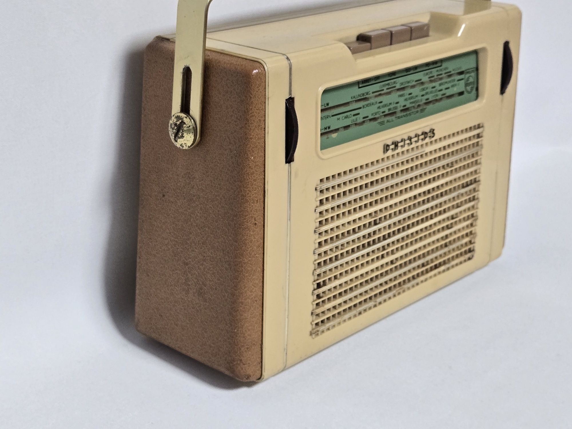 Rádio antigo reparado Philips