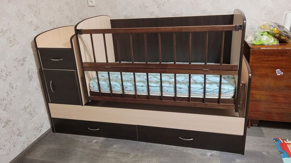 Дитяче ліжко трансформер, ліжечко-трансформер