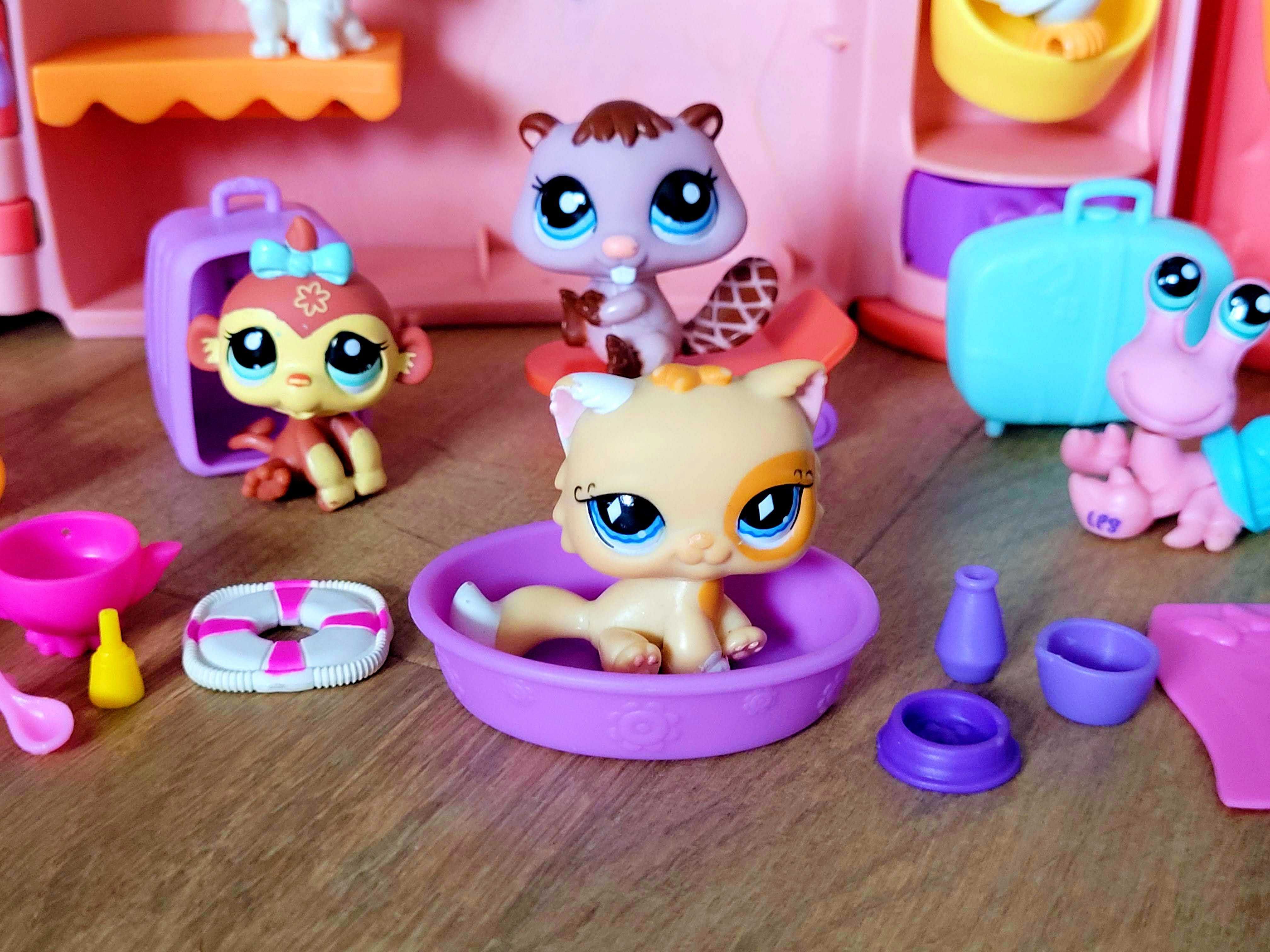 LPS Littlest Pet Shop zestaw figurek + domek dodatki akcesoria