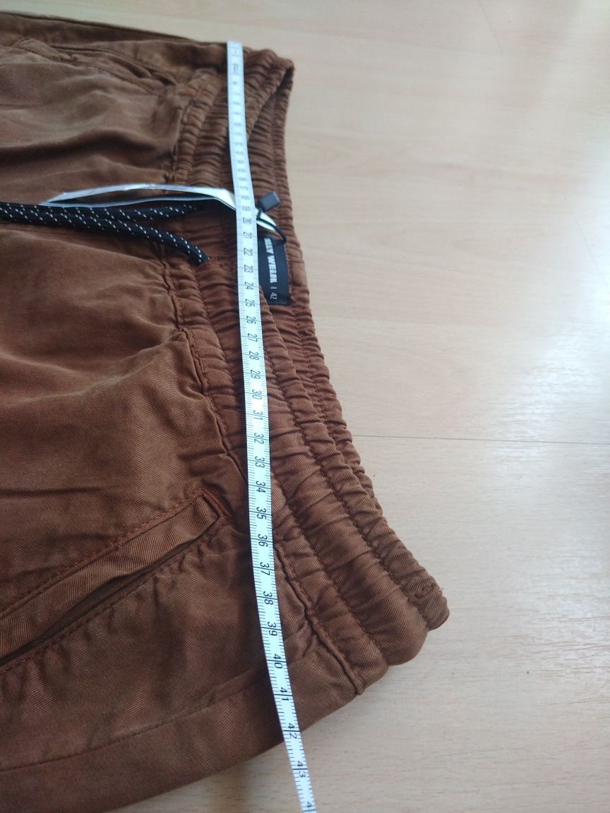 Bojówki spodnie cargo brąz 40/42