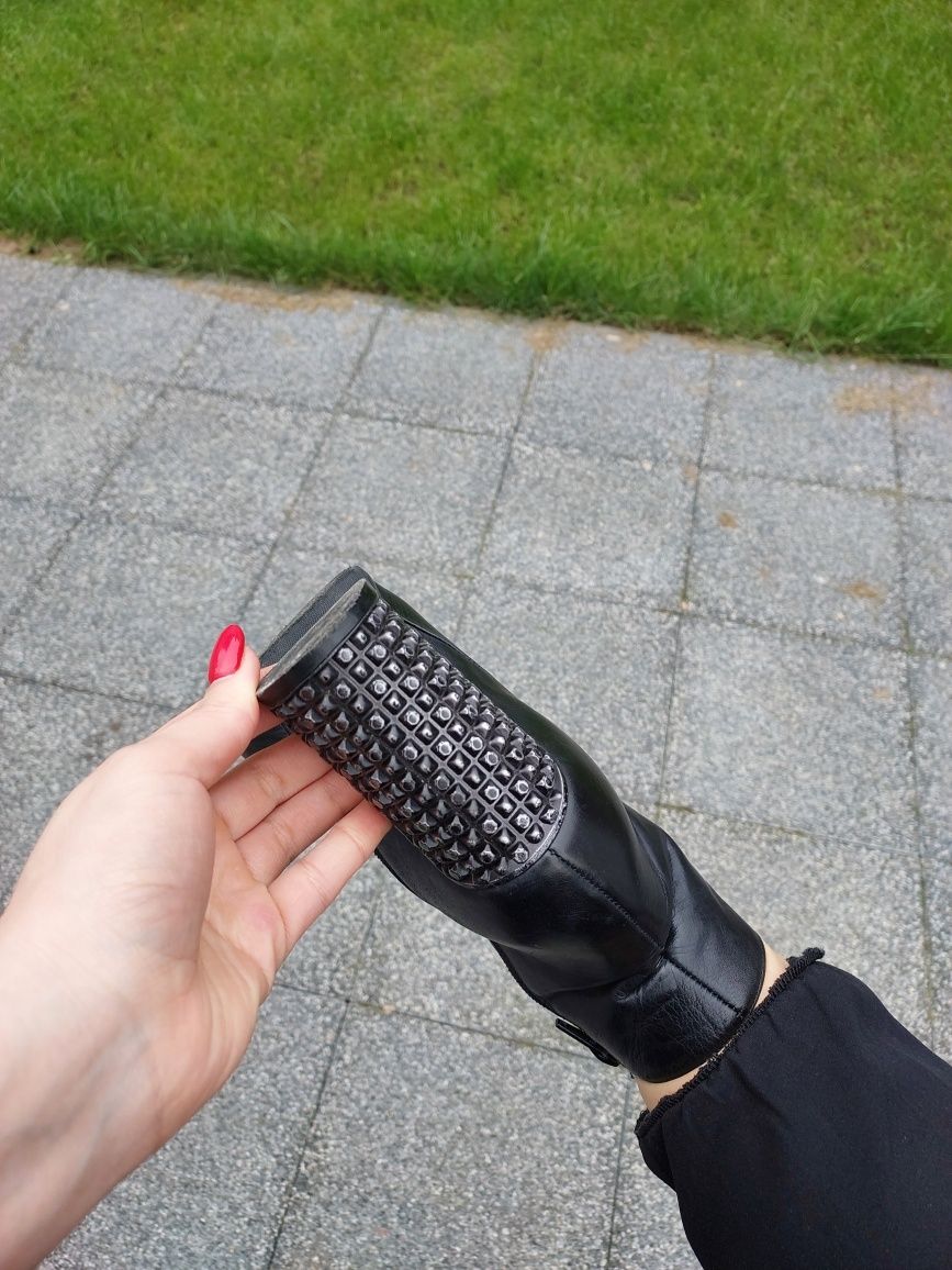 Skórzane botki na obcasie słupku ccc lasocki 38