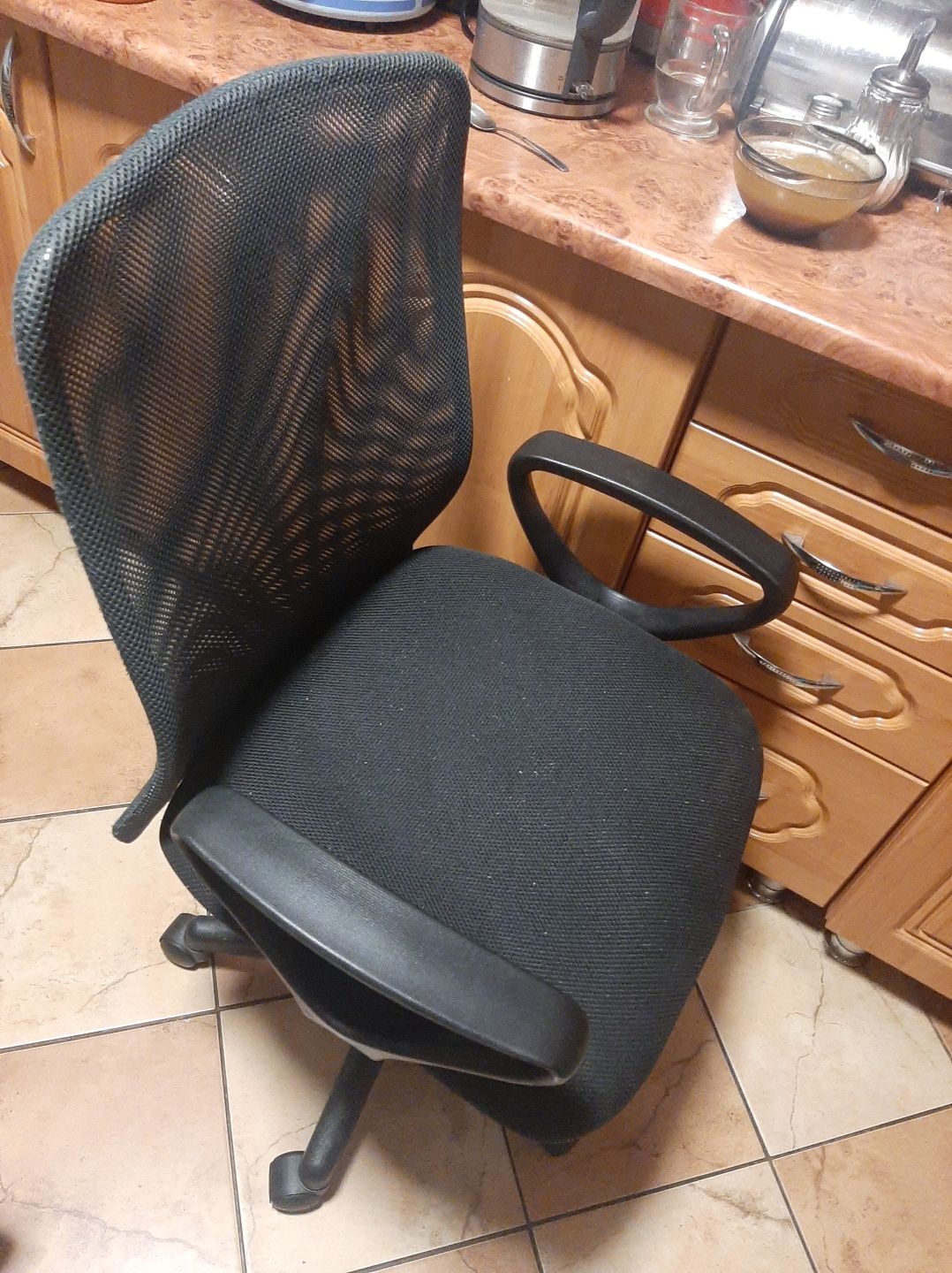 Fotel krzesło obrotowe mechanizm sprawny zadbany