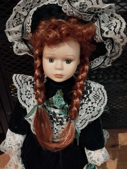 Boneca de Porcelana vintage