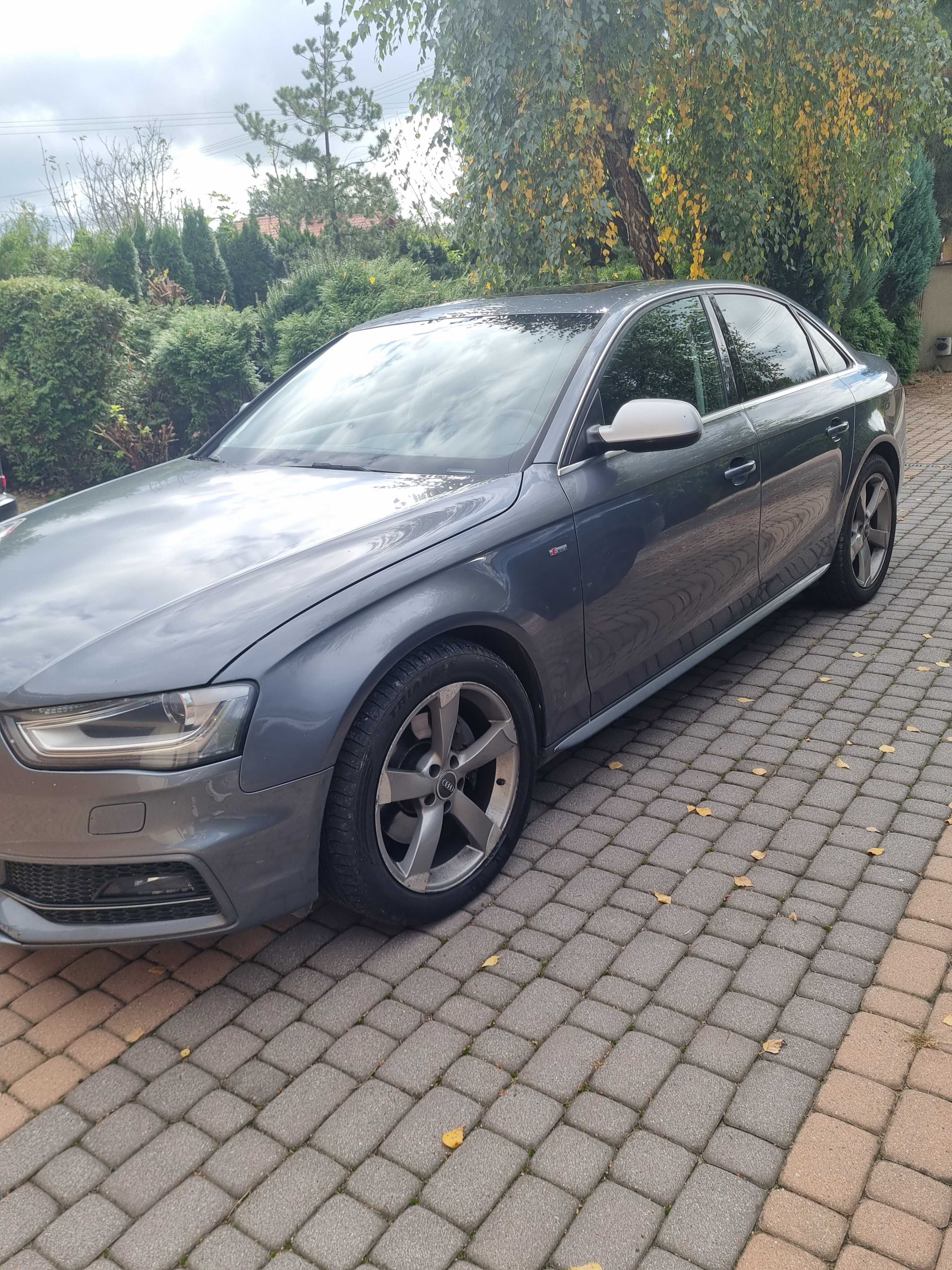 Audi A4 B8 2.0 2014r