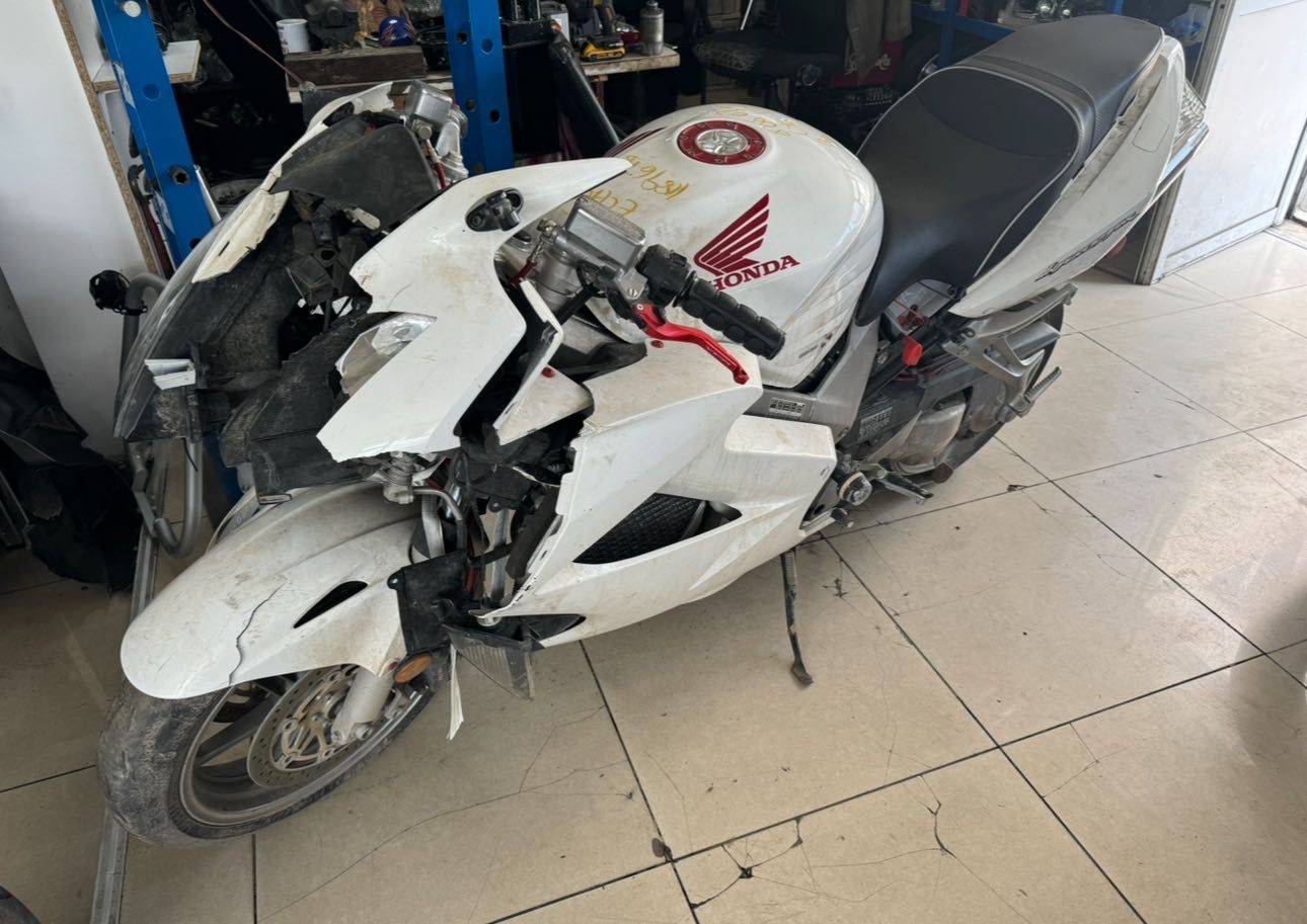 Запчасти / Honda VFR 800 Interceptor 2008 в разбор / розборка