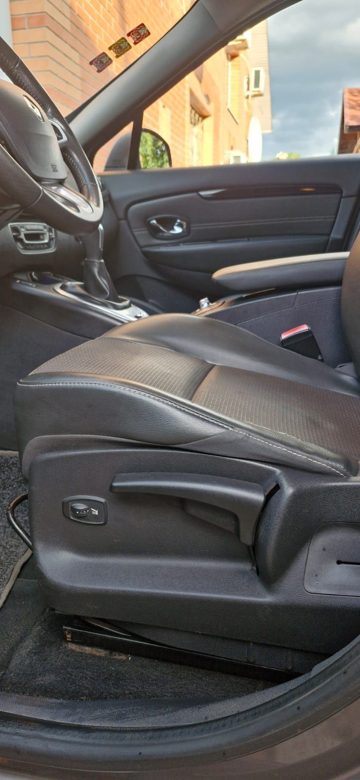Авто Renault Grande Scenic