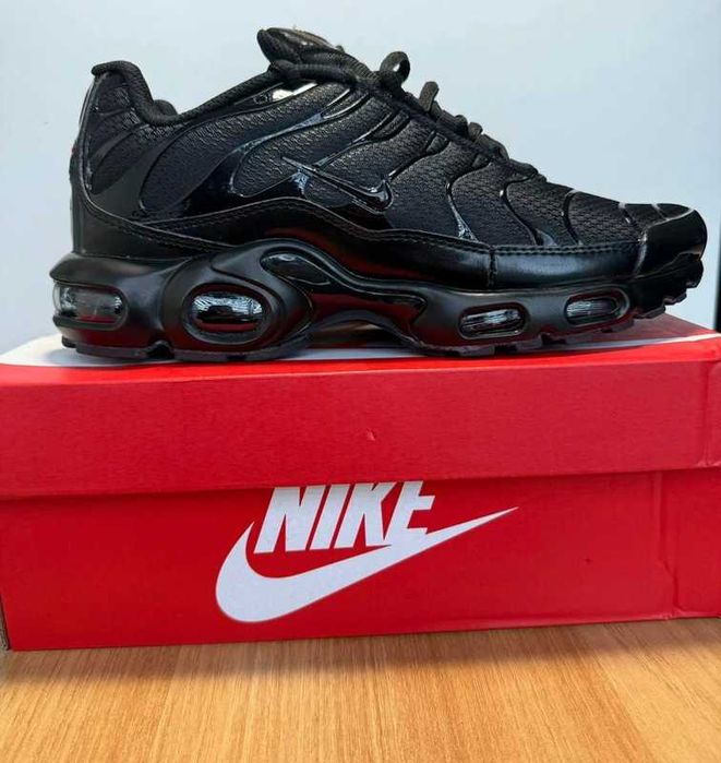 Buty Trampk Nike Air Max TN Black R.43