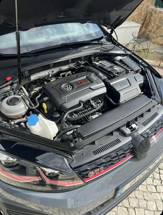 Golf Gti TCR 7.5 Akrapovic OZ