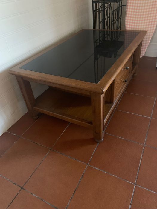 Mesa de centro em madeira