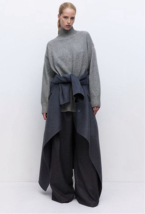 Оверсайз светр h&m з коміром та розрізами по бокам (розмір S)