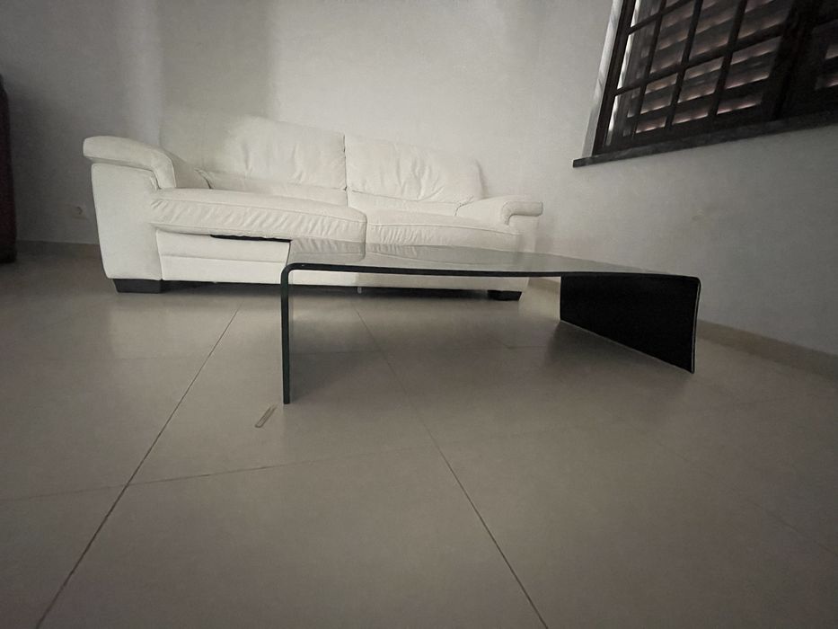 Mesa de sala como nova preta