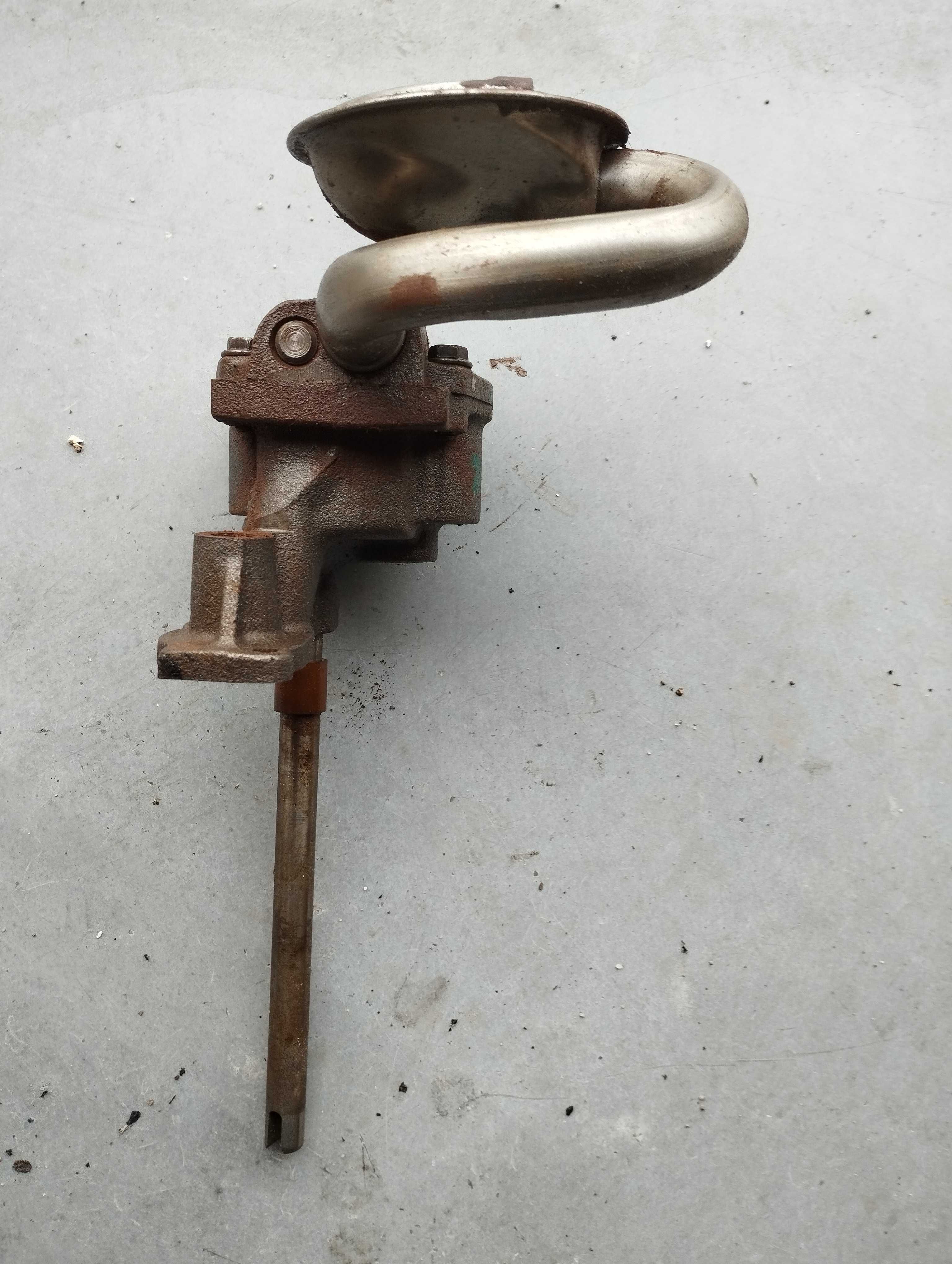 Mercruiser  V6 4.3 4,3 vortec  pompa misa rozrząd pokrywa zawór wałek