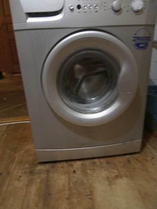 Продам пральну машину