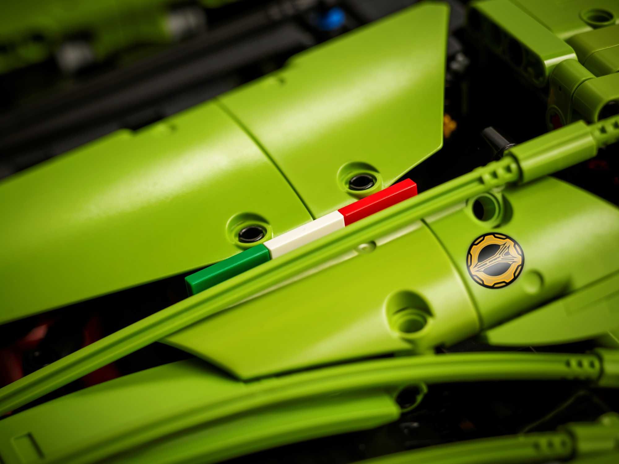 Lego Technic Lamborghini Sián FKP 37 novo em caixa selada - 42115