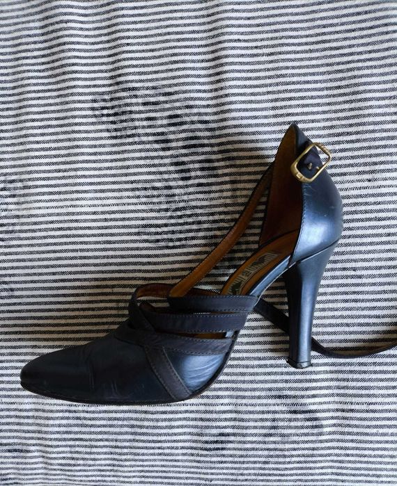 Vendo lote sapatos e botas novos e quase novos 50€